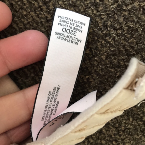 NWOT Victoria Secret Strapless Bra. - Picture 4 of 6